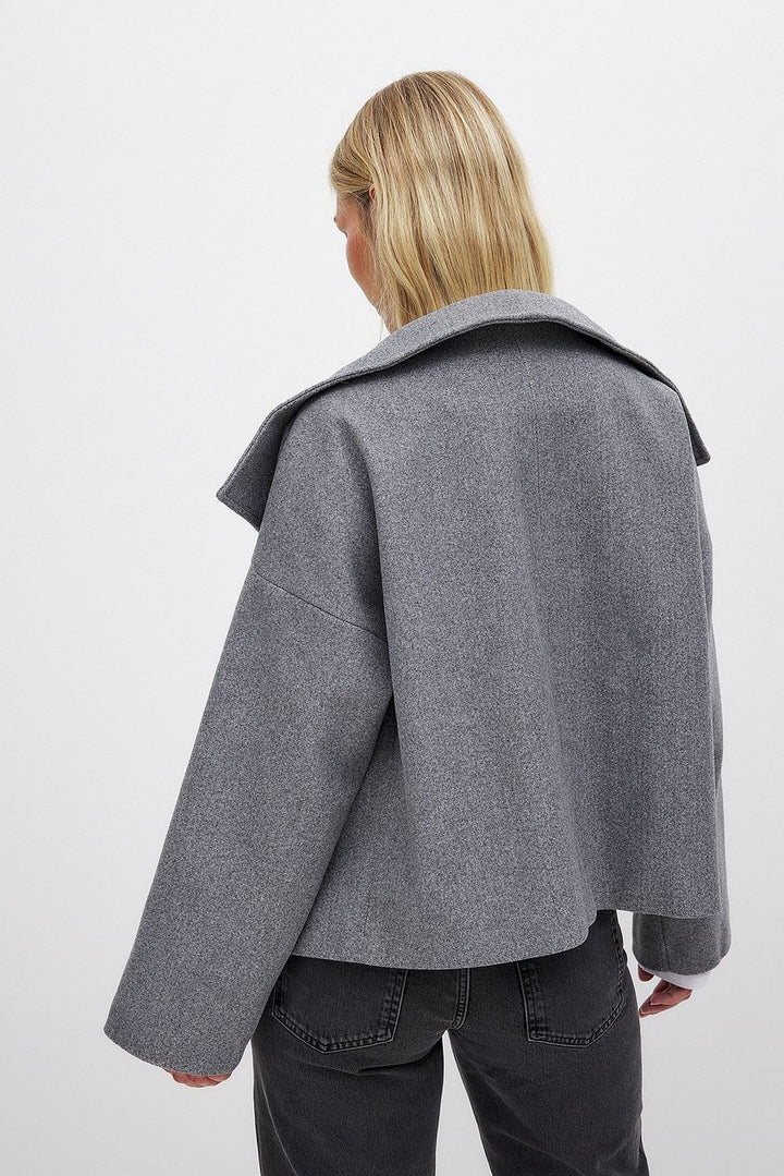 Women's Short Wool Jacket with Double Snap Closure 2